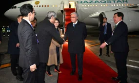 23 зарубежных визита и 250 часов в самолете: в Акорде посчитали, куда летал Президент в 2025 году