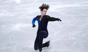 Мәнерлеп сырғанаушылар Михаил Шайдоров пен Софья Самоделкина Төрт құрлық чемпионатында өнер көрсетеді