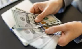 Доллар 526 теңгеден саудаланып жатыр
