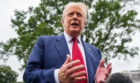 Трамп намерен ввести залог в $15 тысяч для туристов
