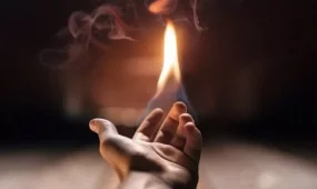 Водолеи горят идеями, неожиданные искушения у Овнов: гороскоп на 8 августа