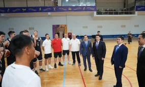 Ербол Мырзабосынов баскетболдан Қазақстан кубогінің жеңімпаздарымен кездесті