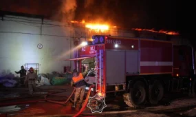 Алматыда қойма өртенді