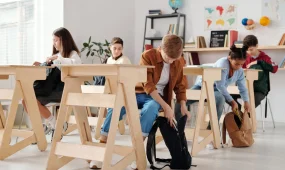 В школах Казахстана стартовала самая длинная четверть