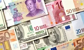 Доллар подорожал к тенге перед выходными