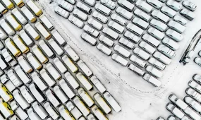 Шторм "Горетти" оставил Европу без электричества и авиасообщения