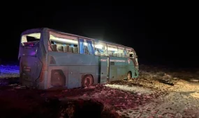 Ақтау қаласынан Бейнеуге бағыт алған автобус апатқа ұшырап, 4 адам мерт болды