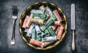 Отложить на завтра финансовые вопросы астрологи советуют Львам и Ракам