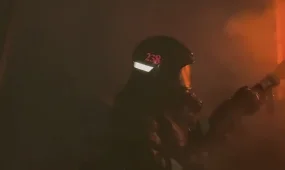 Многоэтажка загорелась в Астане: жильцов эвакуировали