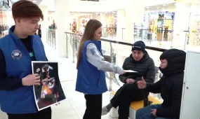 Данные о нуждающихся пожилых людях сегодня собирали представители молодежного движения «Ассамблея жастары» в костанайских ТРЦ