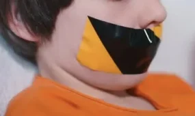 Учительница заклеила ученику рот скотчем и получила два года тюрьмы в Греции