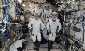 Впервые за 65 лет НАСА провело медицинскую эвакуацию с МКС