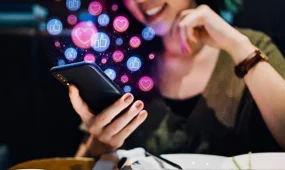 Абайлаңыз: әлеуметтік желідегі танысу туралы жазбалардың артында алаяқтар тұруы мүмкін