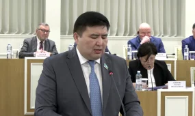 «Құрылтайда фракция өкілдерінен тең құралатын комиссия құруды ұсынамын» - Е.Бейсенбаев