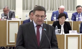 Депутат Пономарев: закрепляя в Конституции «Таза Қазақстан», мы сохраняем ответственность перед будущим поколением