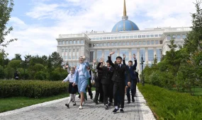 Ерлан Карин: Правительством утверждена Программа «Дети Казахстана», разработанная по поручению Президента