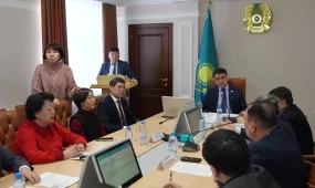 Әкімдік ішінде төбелескен оралдық шенеунікке қатаң сөгіс берілді