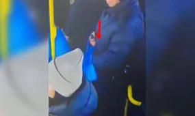 В Алматы раскрыта крупная кража в маршрутном автобусе (ВИДЕО)