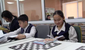 Потерянная привычка: почему казахстанцы перестали читать?