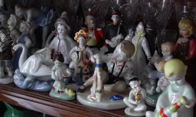Жительница Уральска Татьяна Самсонова собрала уникальную коллекцию фарфоровых статуэток