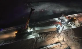 ДТП на 25-м км дороги Усть-Каменогорск — Семей: водитель грузовика не справился с управлением