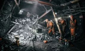 Обрушение на угольной шахте унесло жизни пяти горняков