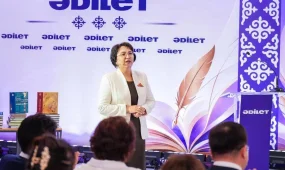 Партия «Әділет» собрала предложения 25 тысяч учителей в рамках акции «Ұстаз айтса»