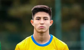 Тренер «Бернли» рассказал, какую роль отводит Дастану Сатпаеву