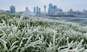 Заморозки и потепление до +27°С идут в Казахстан