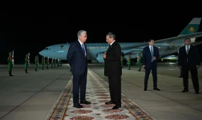 Мемлекет басшысы Қасым-Жомарт Тоқаев  жұмыс сапарымен Түрікменстанға барды