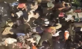 На религиозном празднике в давке погибли 17 человек