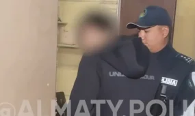 Алматыда интимдік қызмет ұсынған қыз клиентін соққыға жыққан