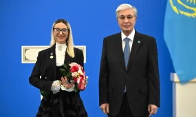Токаев: Государство будет и впредь поддерживать педагогов, содействующих формированию инклюзивного общества