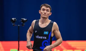 Казахстанский борец Мерей Маулитканов победил призёра Олимпиады на чемпионате мира в Астане