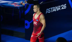 Айдос Сұлтанғали Астанада өтіп жатқан әлем чемпионатының жартылай финалына шықты