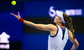 Елена Рыбакина Ниньбодағы WTA 500 турнирінде топ жарды