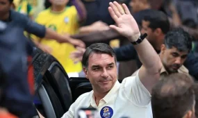 Болсонару, проигравший выборы в Бразилии, сбежал в США