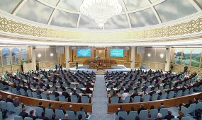 "Тем, кто умеет считать свою копейку, повышение МЗП очень важно" - астанчане выразили мнение об инициативах Послания Президента