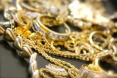 34 млн теңгенің алтынын алаяқтықпен иемденгендер ұсталды