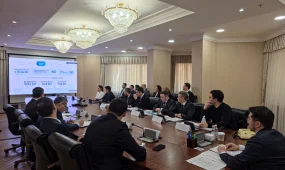 «Қолжетімді интернет»: байланыс саласындағы негізгі жобалар талқыланды