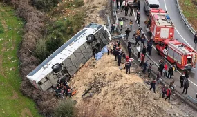 В Турции пассажирский автобус опрокинулся: восемь погибших, более 20 пострадавших