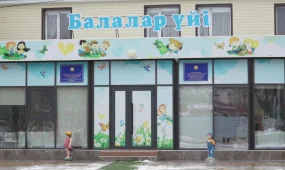 Атырауда бұрынғы қайын атасы мен енесінің өліміне күдіктінің 5 баласы балалар үйіне жіберілді