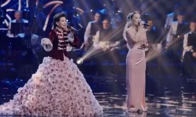 Аншлаг и овации: юбилейный концерт Розы Рымбаевой стал событием года в Алматы (ВИДЕО)