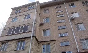 Шымкентте көпқабатты үйлердің бірінен 3 адамның мәйіті табылды