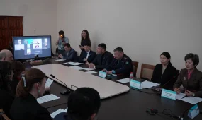 «AMANAT» партиясының мүшелері Өскеменде жаңа Конституция жобасын талқылады