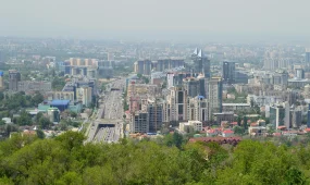 В Алматы обсуждают введение режима ЧС из-за перебоев с водой