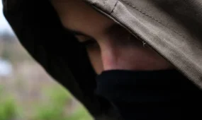 Павлодарда қызды бес жыл бойы мазалаған бұрынғы жігіті қамауға алынды