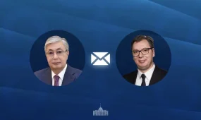 Токаев поздравил Александра Вучича с Днем государственности Сербии