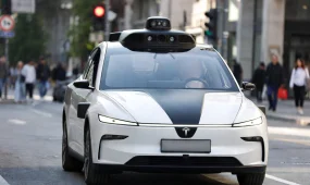 В 9 раз опаснее человека: статистика аварий беспилотных такси