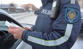 Атырауда жол сақшылары жылдамдық асырған 1,5 мыңнан астам жүргізушіні анықтады